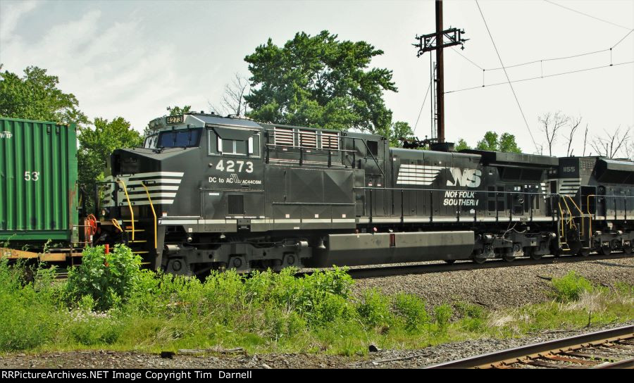 NS 4273 on I0Q